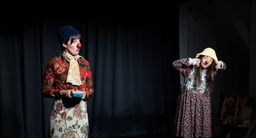 Krog v kvadratnem mestu