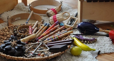 Z glasbo v svet živali